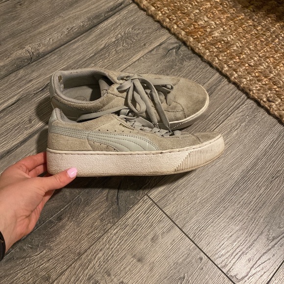 Puma platforms - Picture 2 of 3